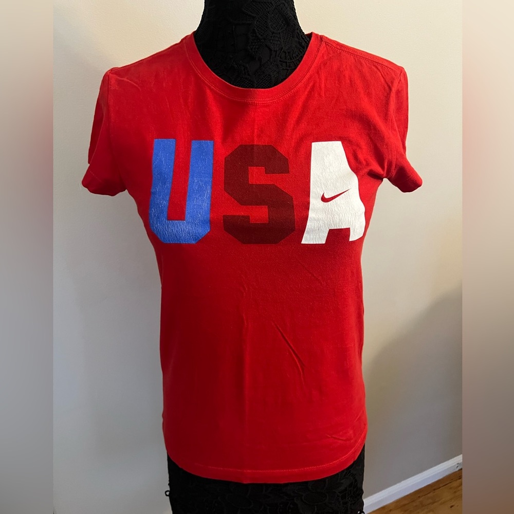 Nike Tee